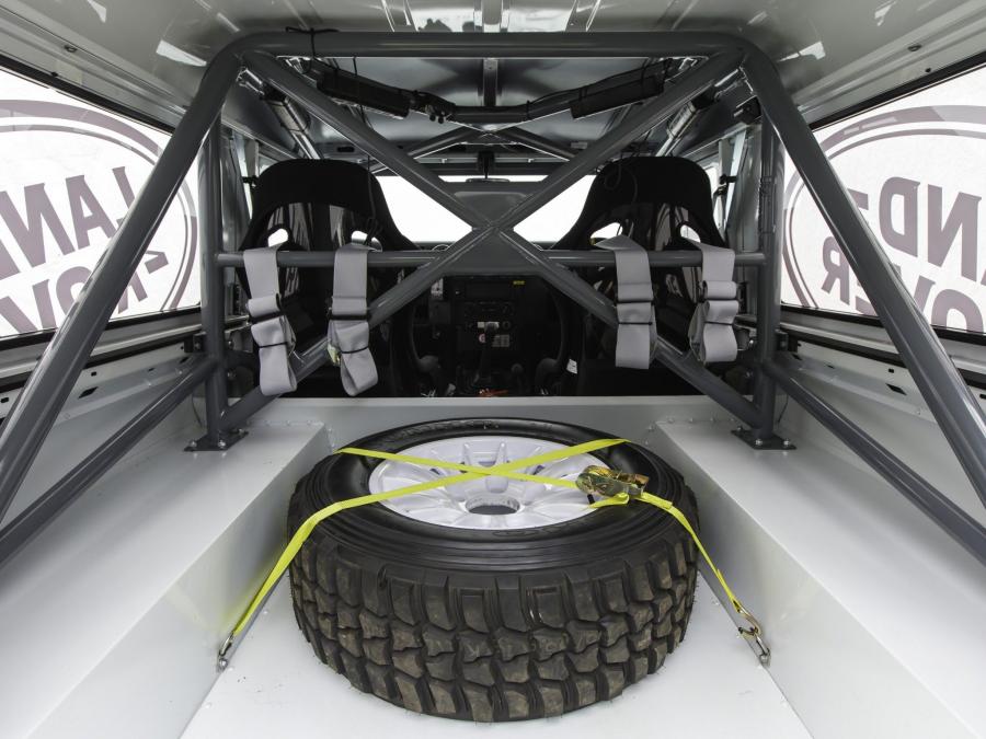Багажник Bowler Defender Challenge Car 2014 года  (фото 16 из 36)